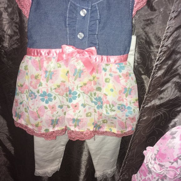 2 sets of 2pc Outfits - Picture 7 of 8